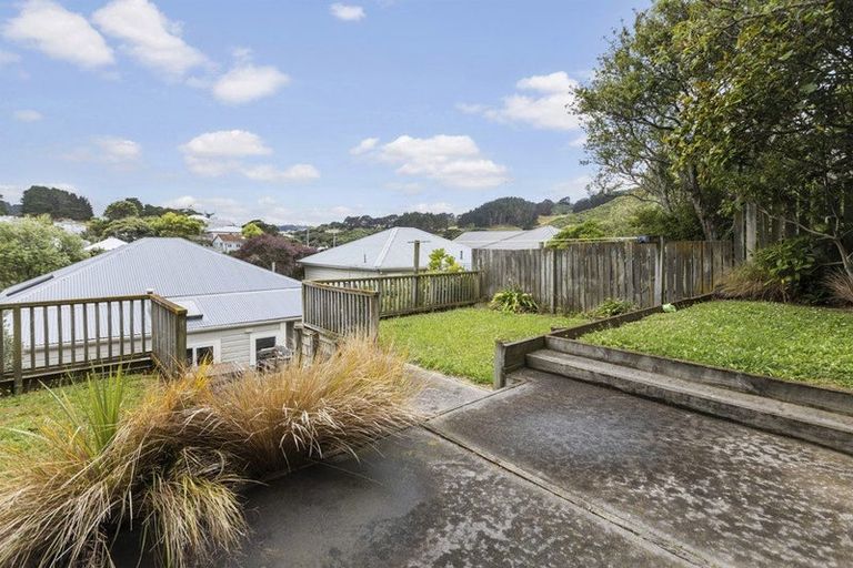 Photo of property in 11 Danube Street, Island Bay, Wellington, 6023