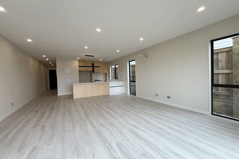 Photo of property in 20 Kapeta Lane, Karaka, 2113