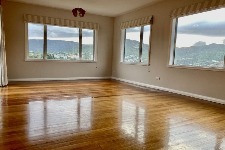 Photo of property in 11 Bankot Crescent, Ngaio, Wellington, 6035