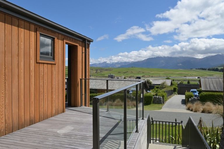 Photo of property in 29a Rannoch Drive, Jacks Point, Queenstown, 9371