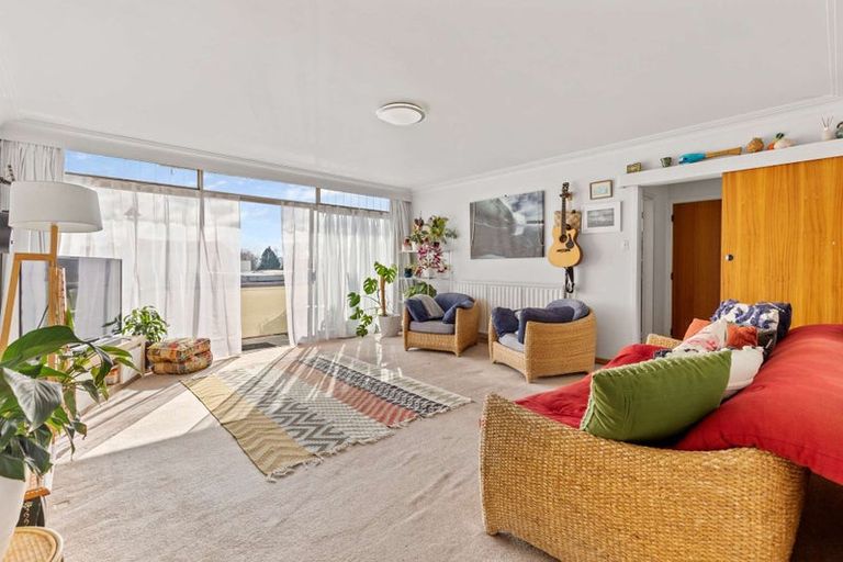 Photo of property in 1070 Pukuatua Street, Rotorua, 3010