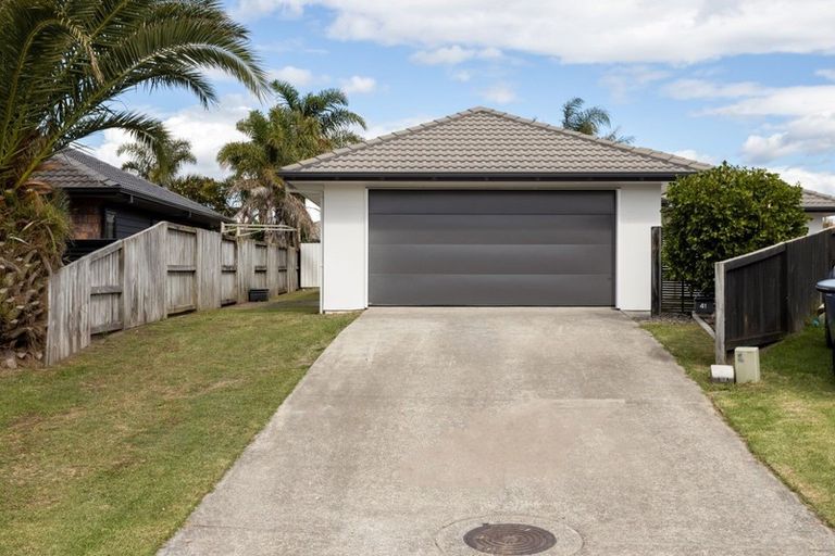 Photo of property in 41 Madeleine Terrace, Papamoa Beach, Papamoa, 3118