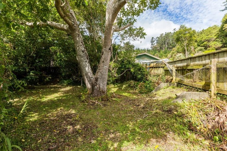 Photo of property in 136 Hine Road, Wainuiomata, Lower Hutt, 5014