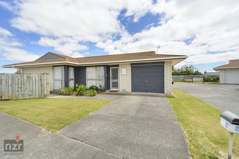 Photo of property in 5 Herbert Avenue, Cloverlea, Palmerston North, 4412