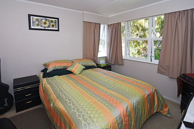 Photo of property in 24 Fergusson Street, Solway, Masterton, 5810