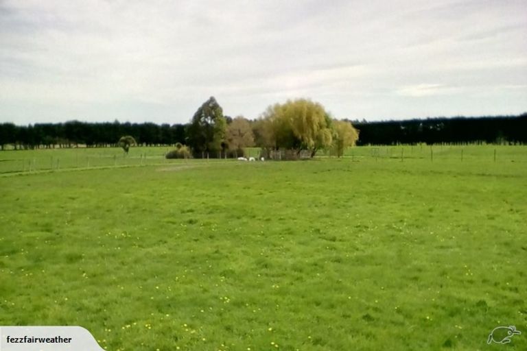 Photo of property in 407 Oteramika Road, Seaward Bush, Invercargill, 9871