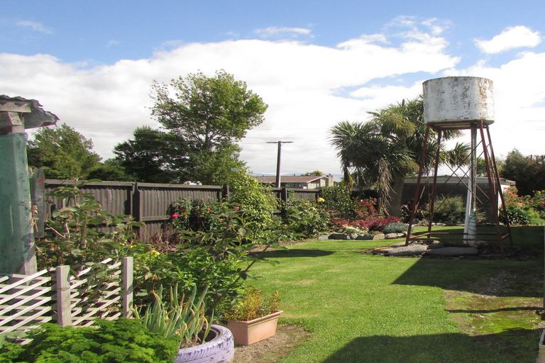 Photo of property in 9 Bristol Street, Pareora, 7912