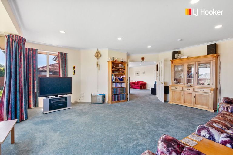 Photo of property in 12 Rowan Place, Mosgiel, 9024