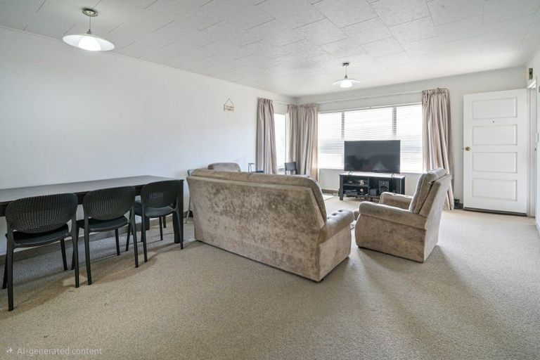 Photo of property in 2/411 Avenue Road West, Hastings, 4122