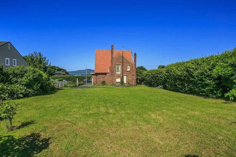 Photo of property in 200 Hurstmere Road, Takapuna, Auckland, 0622