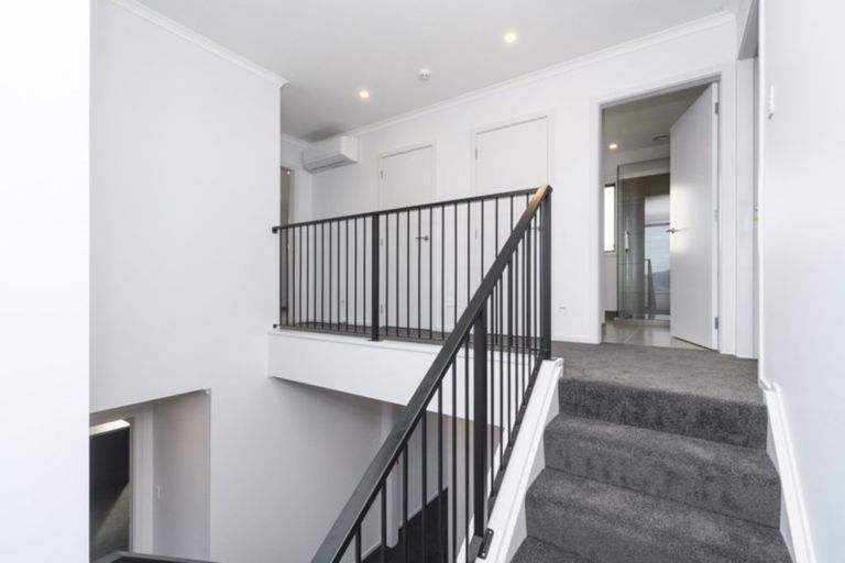 Photo of property in 13 Varsity Heights, Fitzherbert, Palmerston North, 4410