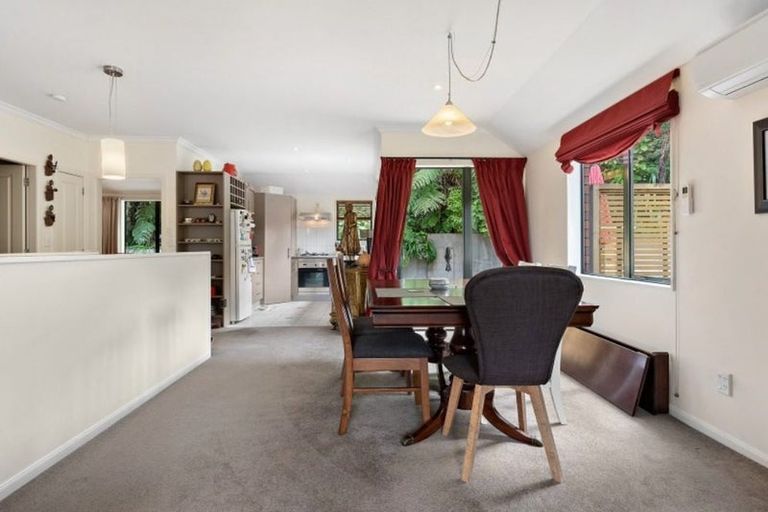 Photo of property in 30 Futuna Close, Karori, Wellington, 6012