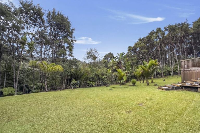 Photo of property in 20 Bendalls Lane, Oratia, Auckland, 0604