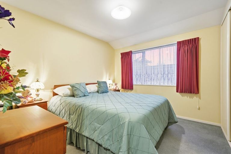 Photo of property in 10 Wilmington Place, Shirley, Christchurch, 8061