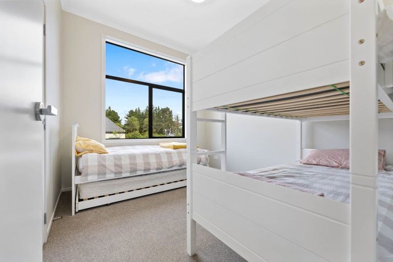 Photo of property in 71 John Norrie Place, Motuoapa, 3382