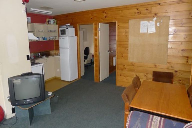 Photo of property in Te Awhina Apartments, 28/22 Sussex Street, Mount Cook, Wellington, 6021