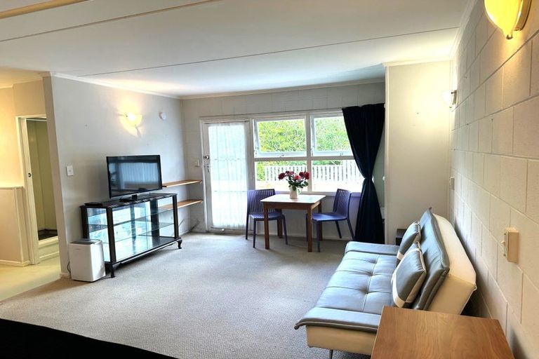 Photo of property in 4/58 School Road, Paihia, 0200