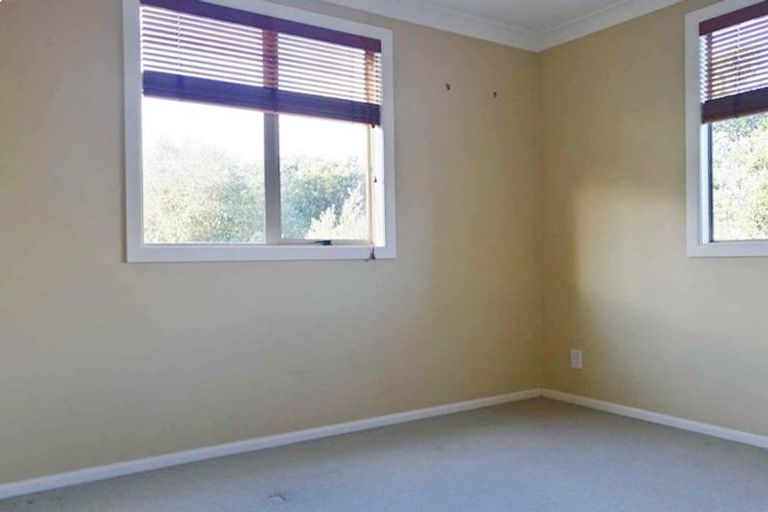 Photo of property in 17 Belle Verde Drive, Sunnynook, Auckland, 0630