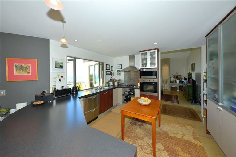Photo of property in 5 Gardenhill Lane, Redcliffs, Christchurch, 8081