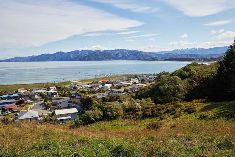 Photo of property in 49 Kotare Place, South Bay, Kaikoura, 7300