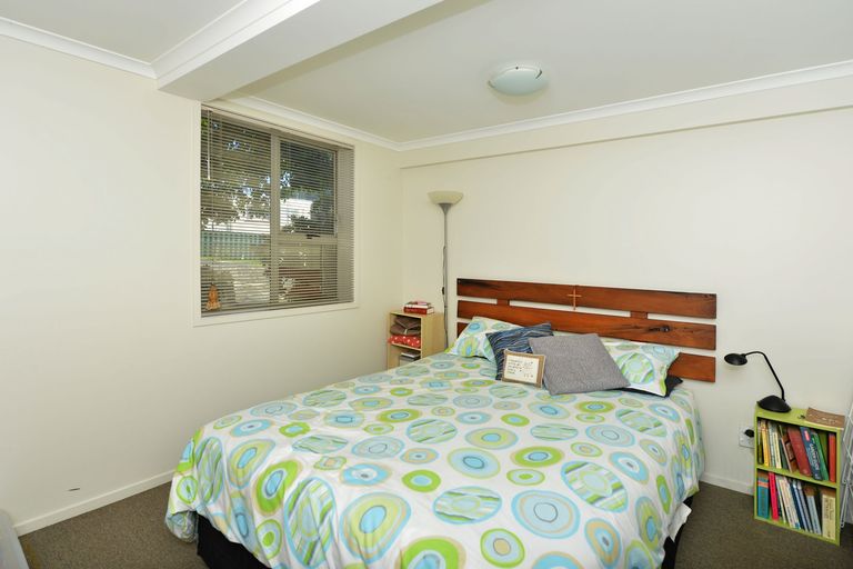 Photo of property in 1 Tuatara Drive, Te Kamo, Whangarei, 0112