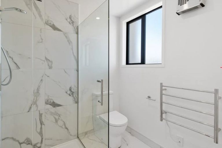 Photo of property in 4/273 Barbadoes Street, Christchurch Central, Christchurch, 8011