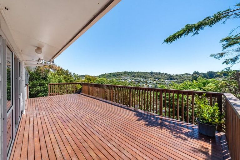 Photo of property in 58 Mercury Way, Whitby, Porirua, 5024