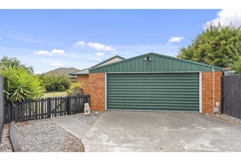 Photo of property in 2/15a Oakhampton Street, Hornby, Christchurch, 8042