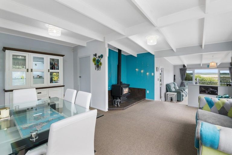 Photo of property in 122 Seabury Avenue, Foxton Beach, Foxton, 4815