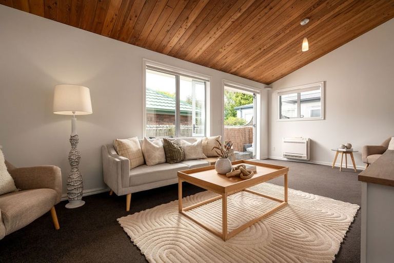 Photo of property in 69 Bower Avenue, New Brighton, Christchurch, 8083