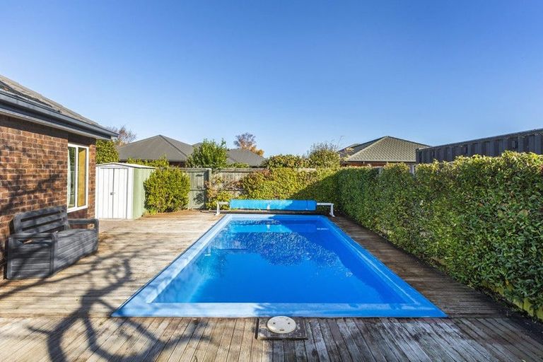Photo of property in 32 Brigham Drive, Halswell, Christchurch, 8025