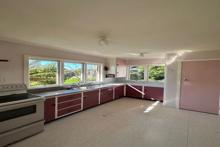 Photo of property in 10 Routly Avenue, Pukekohe, 2120