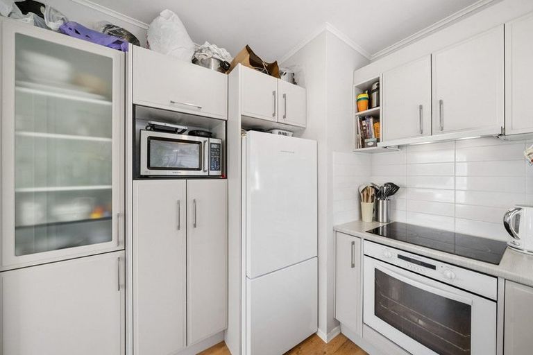 Photo of property in 1/3 Ridd Crescent, Karori, Wellington, 6012