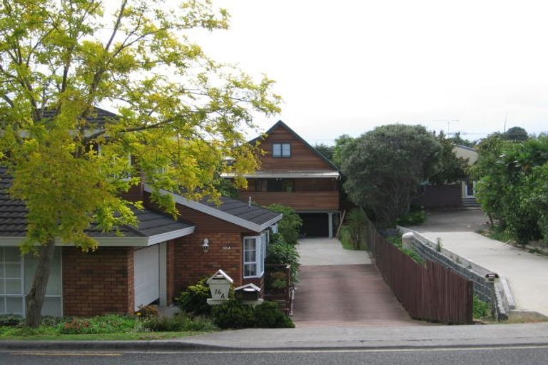 Photo of property in 1/16 Waiake Street, Torbay, Auckland, 0630