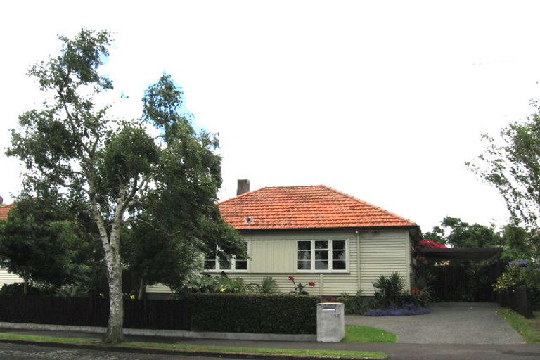 Photo of property in 49 Alverston Street, Waterview, Auckland, 1026