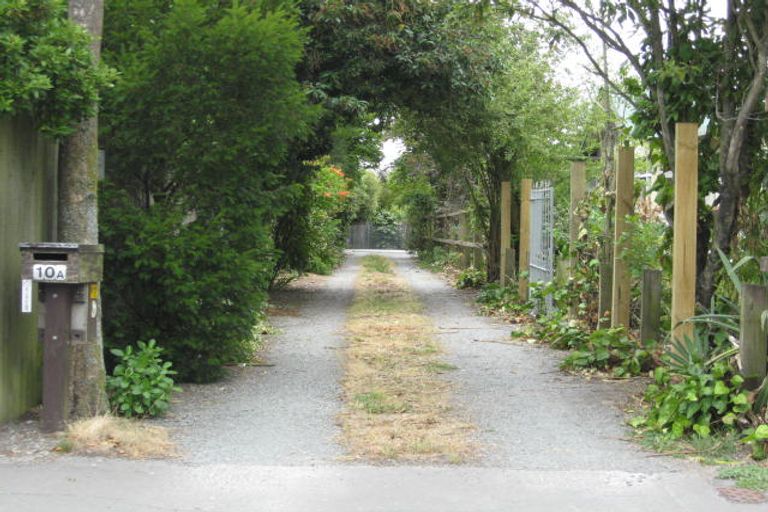 Photo of property in 10a Ilam Road, Upper Riccarton, Christchurch, 8041