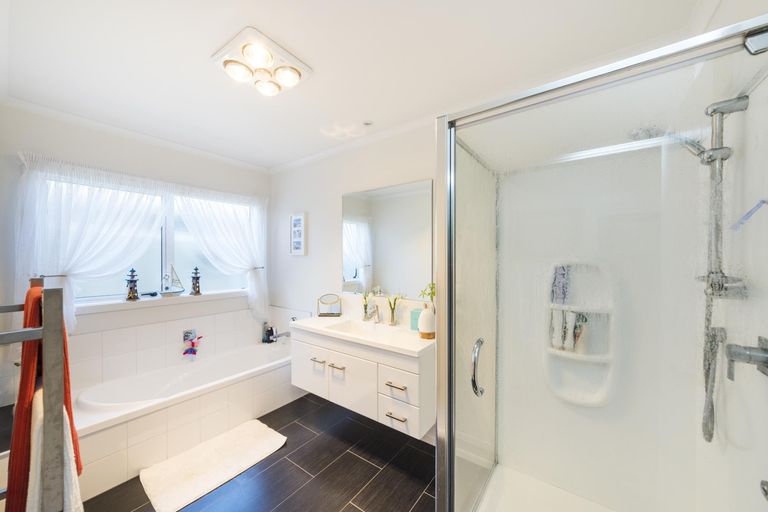 Photo of property in 2 Morocco Terrace, Kelvin Grove, Palmerston North, 4414