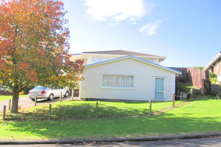 Photo of property in 1/10 Sentosa Place, Clover Park, Auckland, 2019