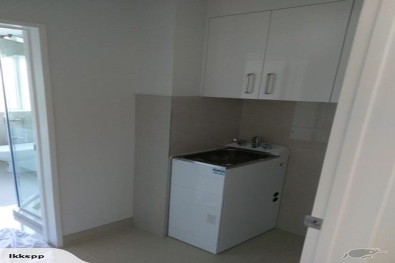 Photo of property in 163 Tiriwa Drive, Massey, Auckland, 0614