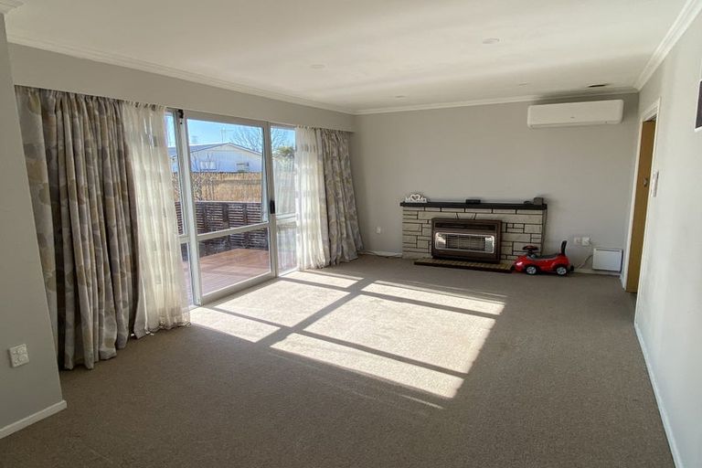 Photo of property in 14 Pryce Place, Silverdale, Hamilton, 3216