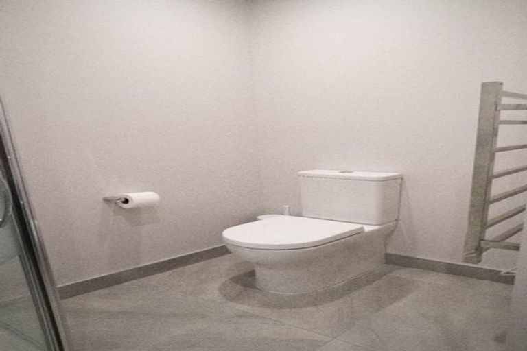 Photo of property in 68 Mapou Road, Hobsonville, Auckland, 0616