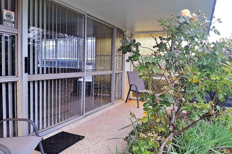 Photo of property in 38 Carlton Crescent, Te Kamo, Whangarei, 0112