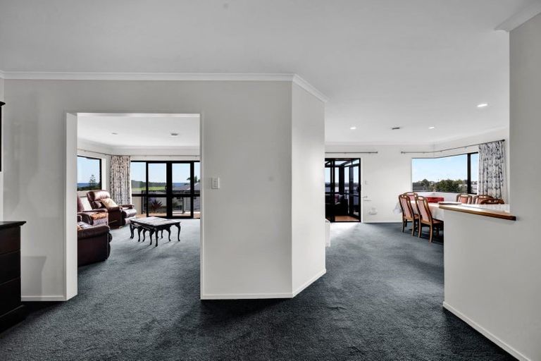 Photo of property in 97 Parklands Avenue, Bell Block, New Plymouth, 4312