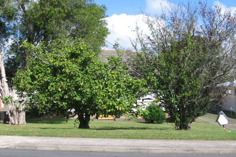 Photo of property in 26 Strid Road, Te Atatu South, Auckland, 0610