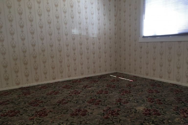 Photo of property in 96 Domett Street, Waitara, 4320