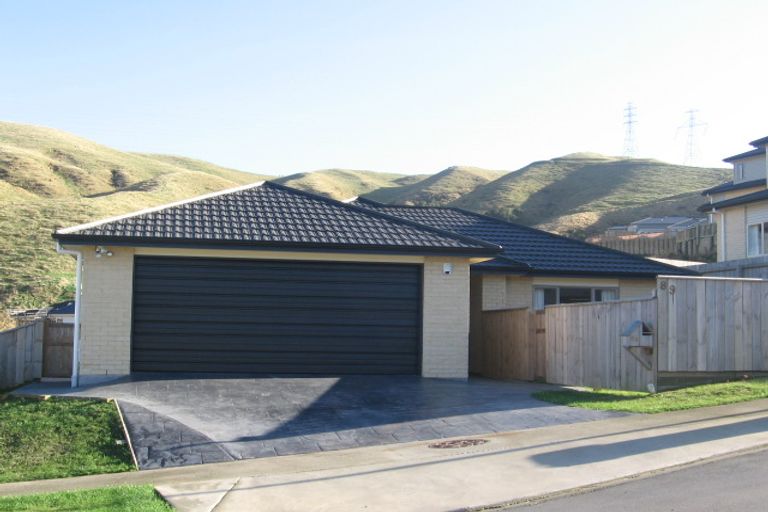 Photo of property in 89 Amesbury Drive, Churton Park, Wellington, 6037