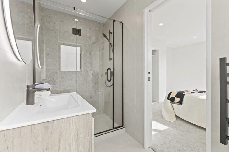 Photo of property in 12a Smiths Avenue, Papakura, 2110