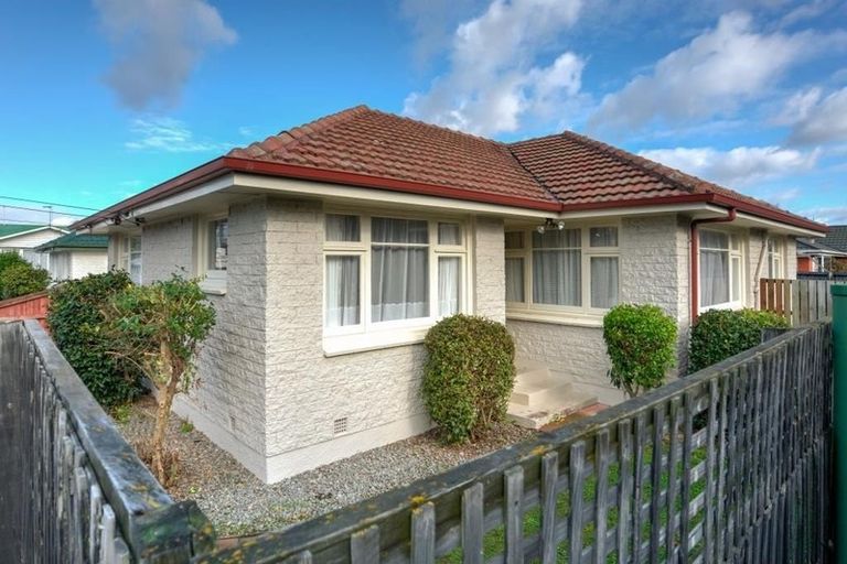 Photo of property in 2/45 Hounslow Street, Ilam, Christchurch, 8041