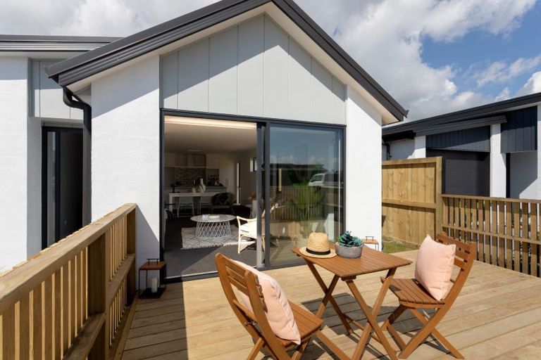 Photo of property in 8 Julie Lane, Papamoa, 3118