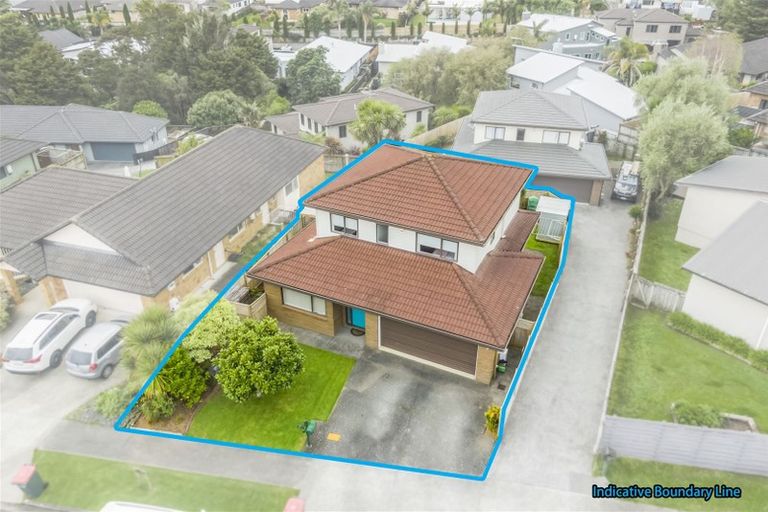 Photo of property in 11 Phoenicia Court, The Gardens, Auckland, 2105